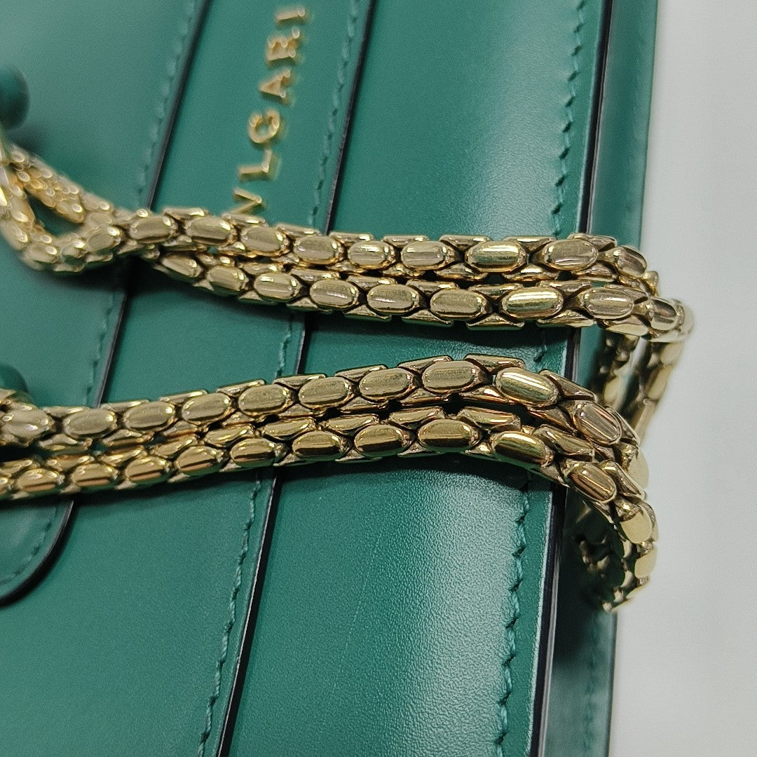 SERPENTI FOREVER Small Calfskin Green