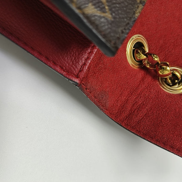 VICTOIRE Monogram Coated Canvas Brown