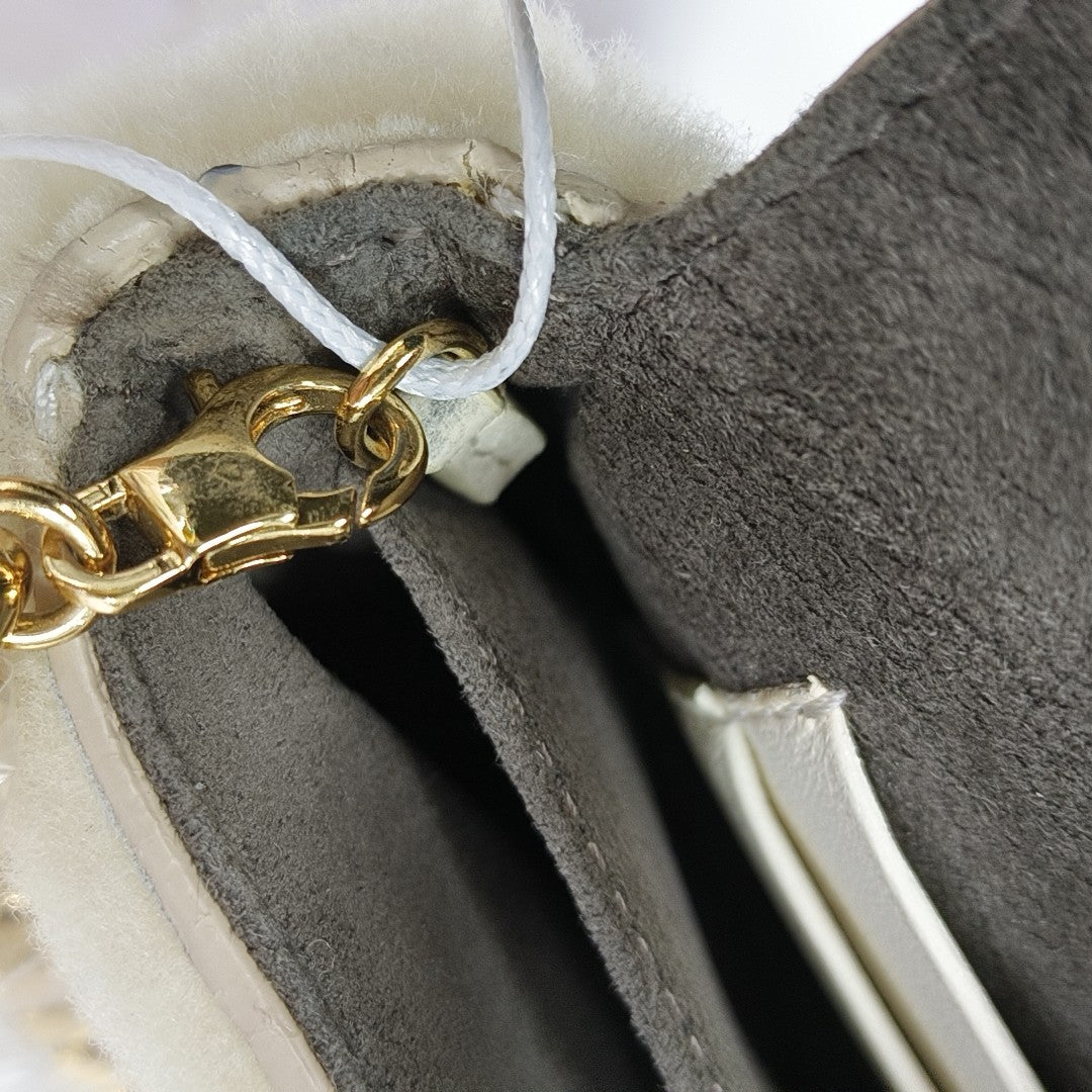 Sheepskin Shoulder Bag Beige
