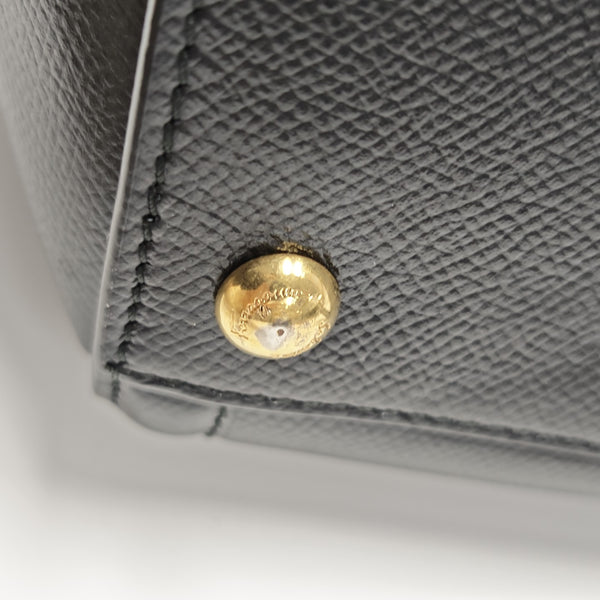 Calfskin Shoulder Bag Medium Black