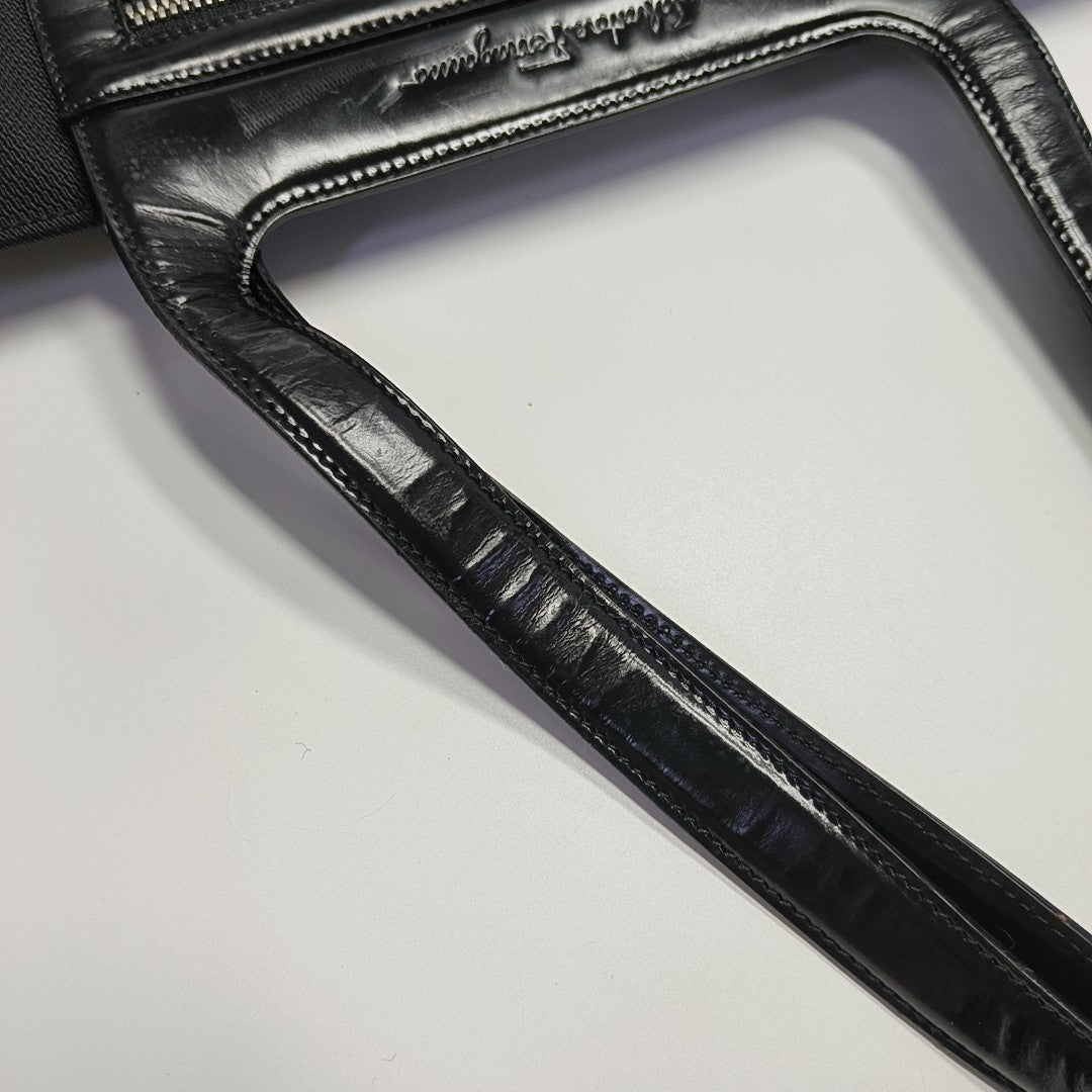 Satchel Calfskin Black