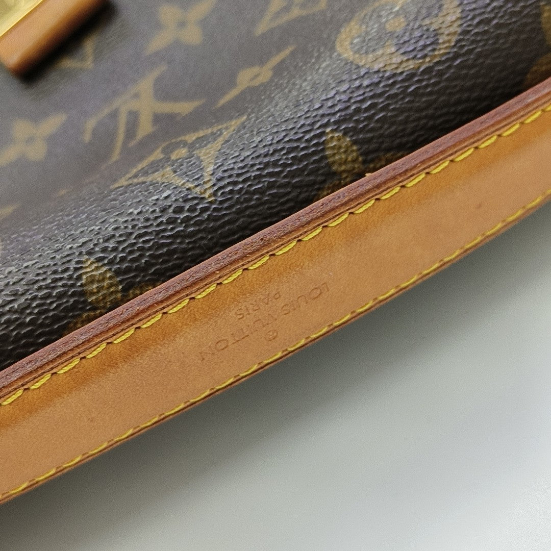 MÉTIS MM Monogram Coated Canvas Brown