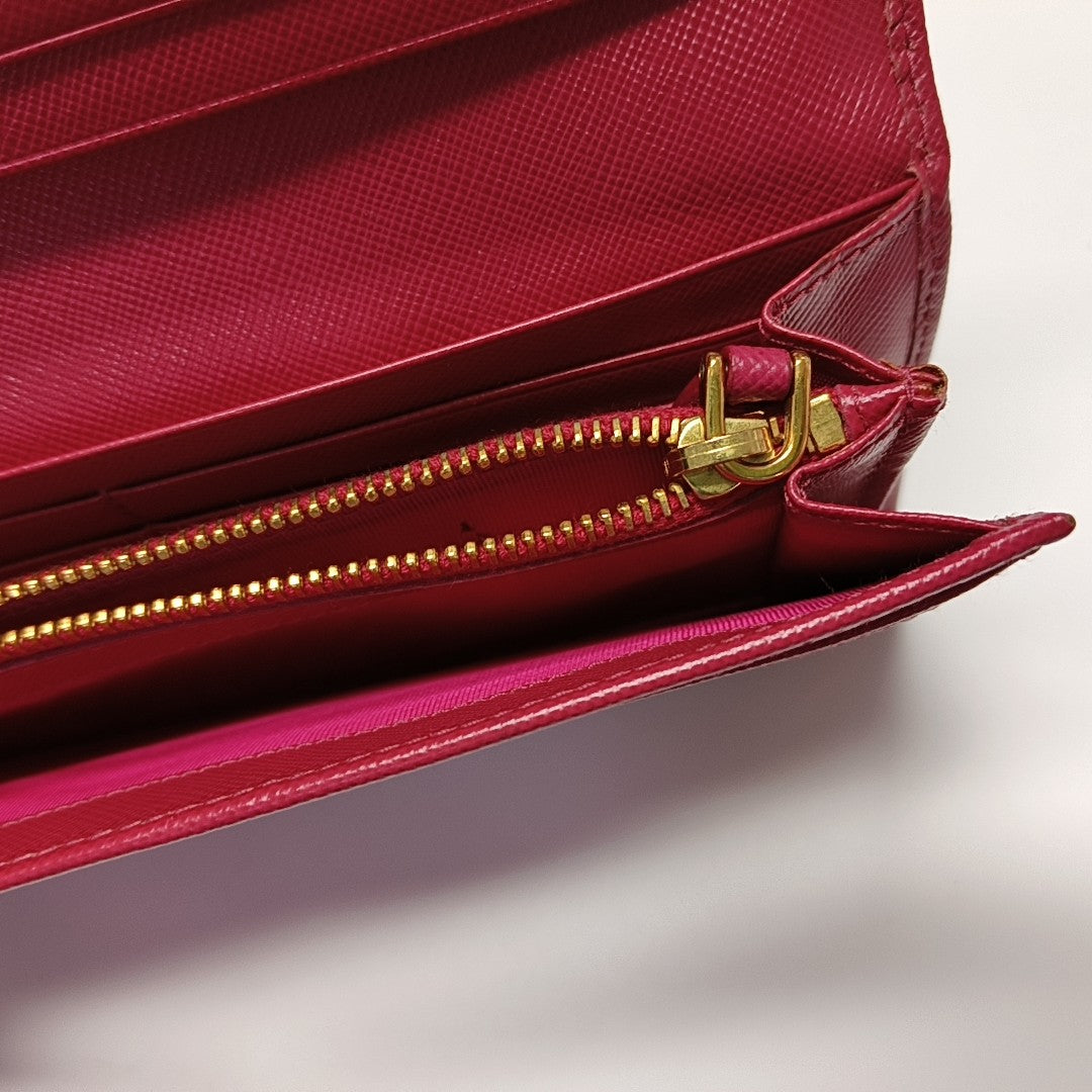 Fiocco Bow Saffiano Calfskin Red Wallet
