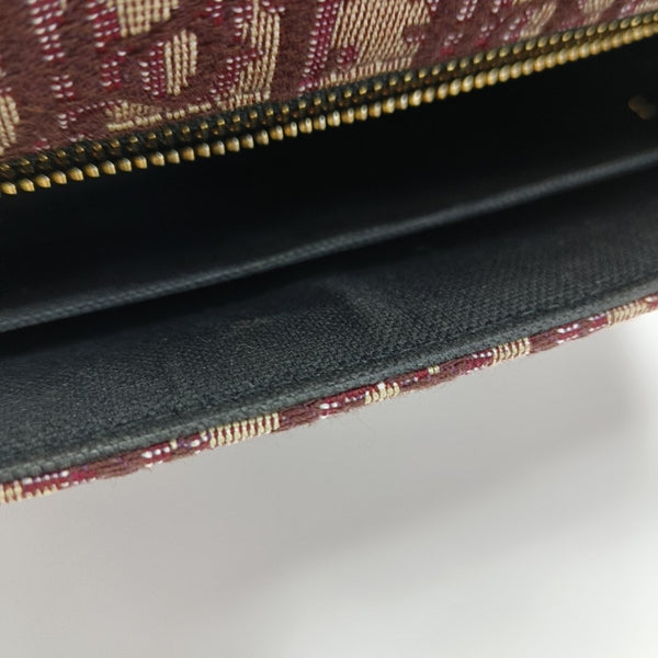 30 Montaigne Oblique Canvas Red