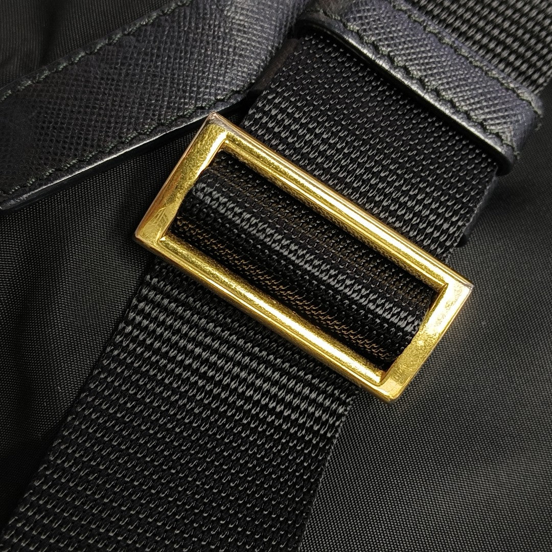 Vela Nylon Black