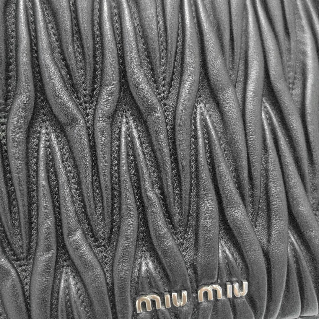Matelassé Quilted Lambskin Black
