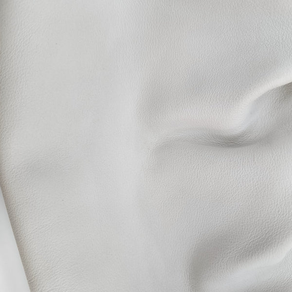 The Pouch Calfskin White