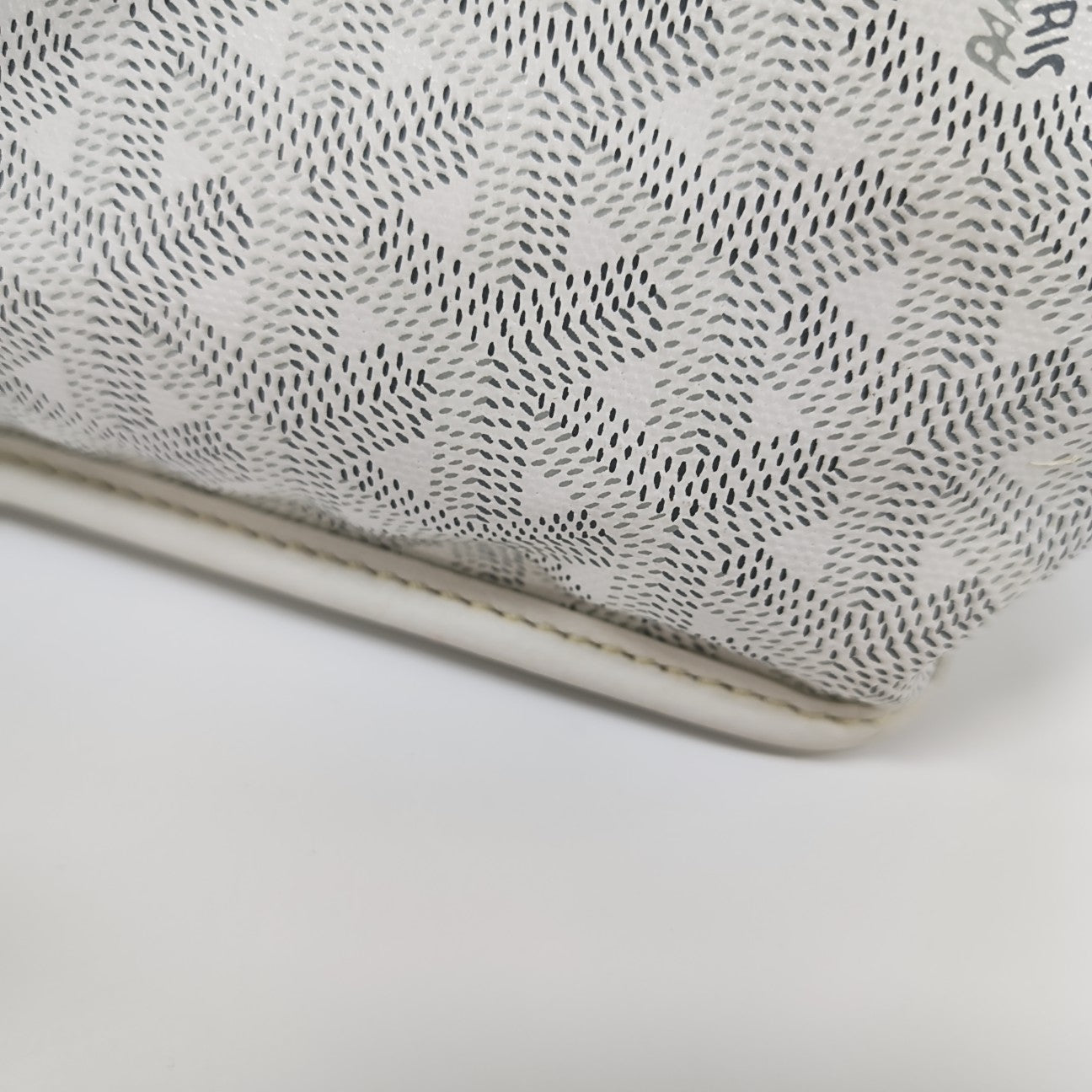 Anjou Mini Coated Canvas White