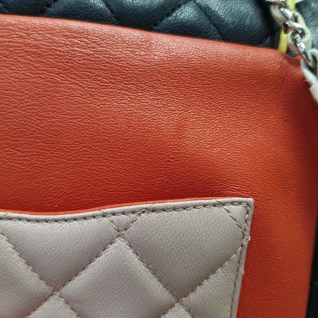 Authenticated pre-owned  URBAN SPIRIT Small Quilted Lambskin Black - Backpack at Looply
