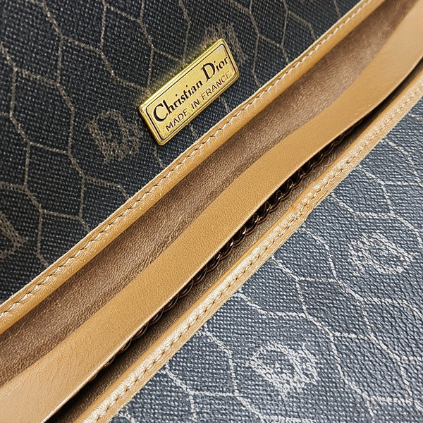 Coated Canvas Black