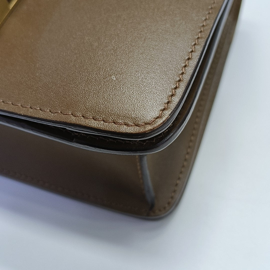 CLASSIC BOX Mini Calfskin Brown