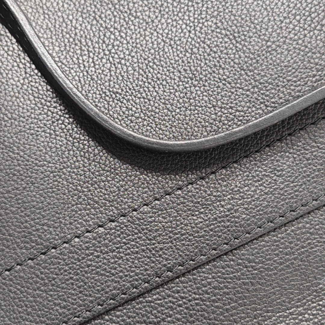 LOCKME TENDER PM Calfskin Black