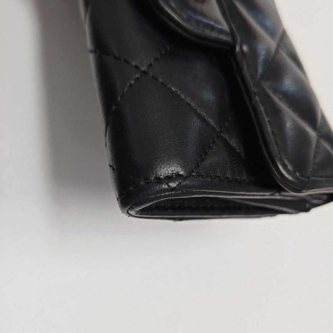 CLASSIC FLAP Quilted Lambskin Black Card Holder