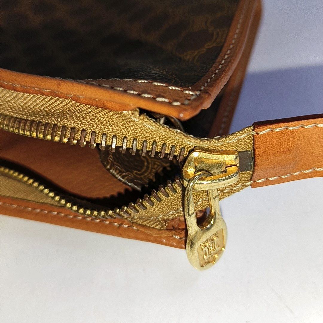 Coated Canvas Brown