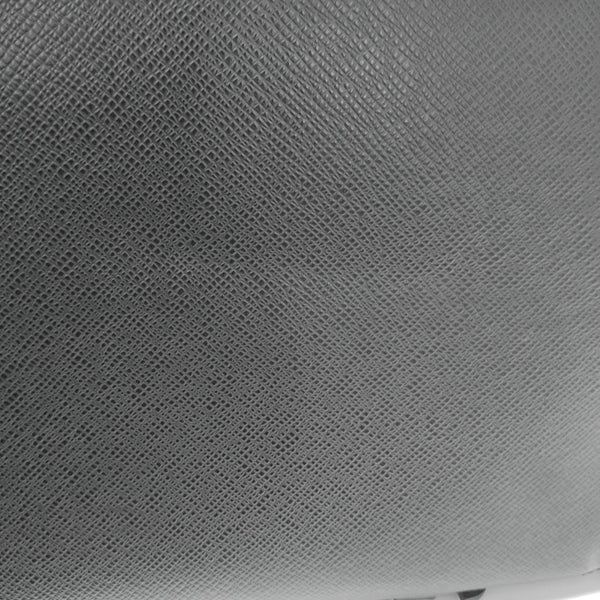 VLADIMIR Calfskin Black