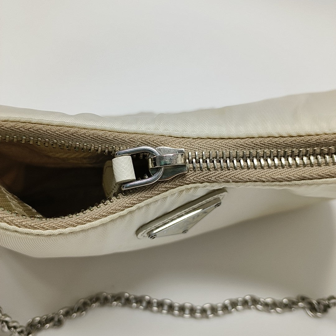 Re-Edition2005 Mini Nylon White