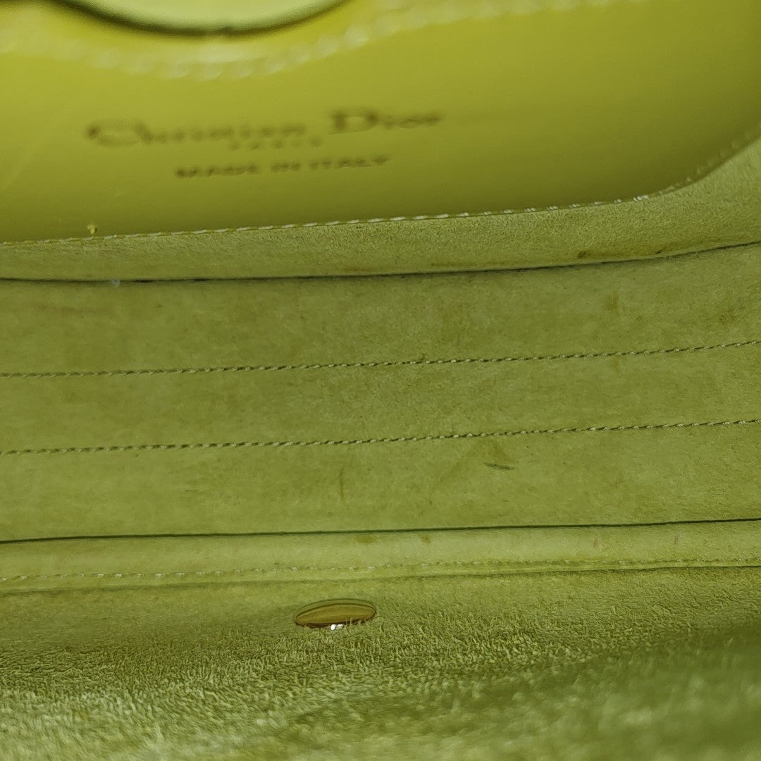 Bobby Medium Calfskin Green