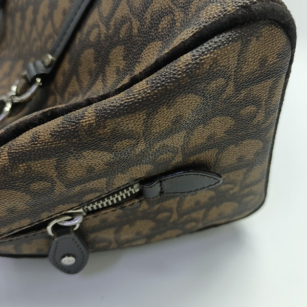 Oblique Coated Canvas Brown