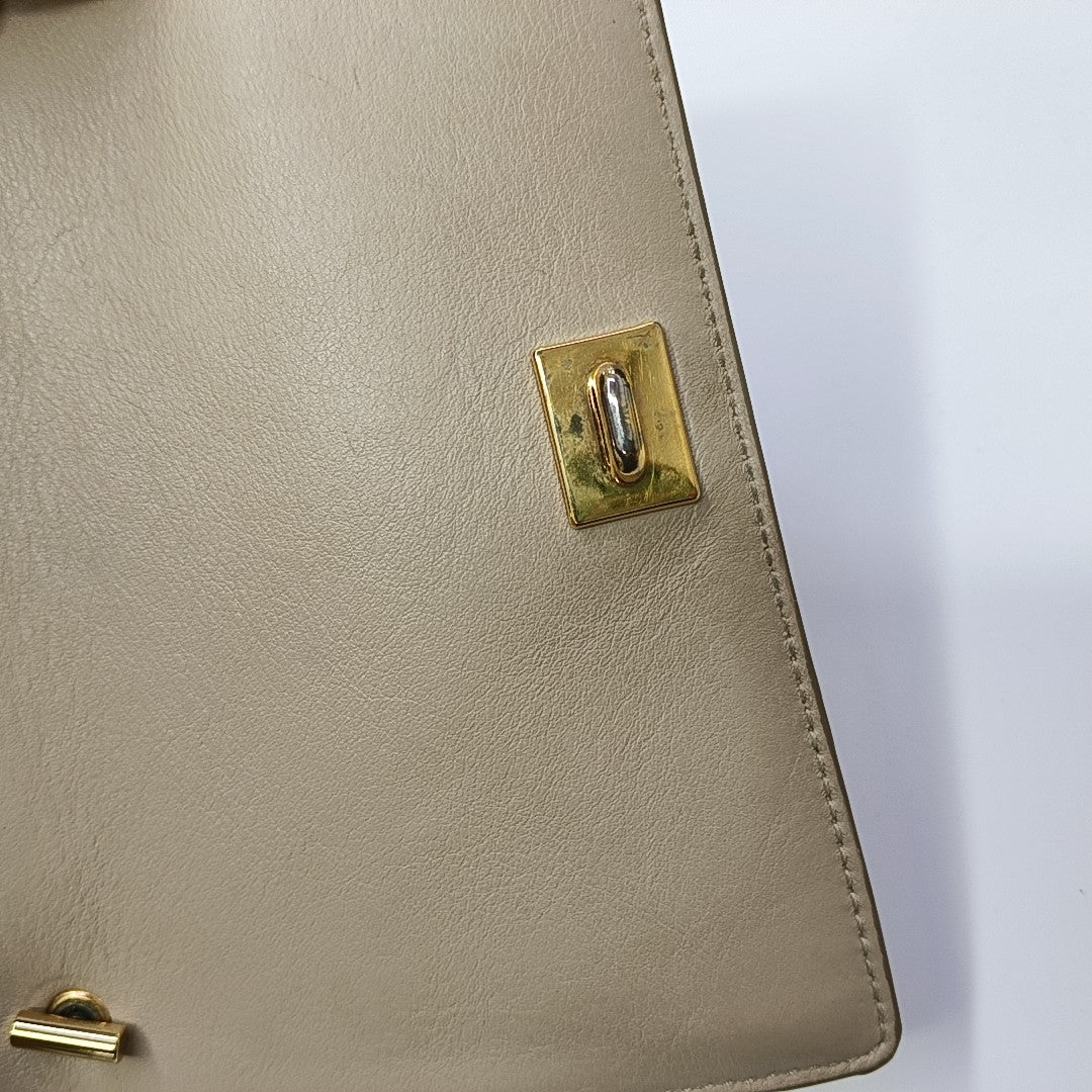 Carrie Calfskin Beige