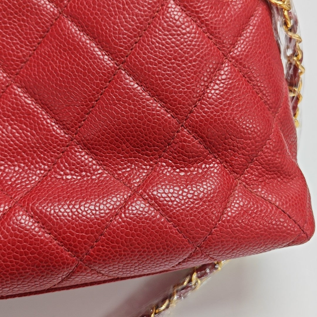 VINTAGE CC LOGO Quilted Grained Calfskin Red