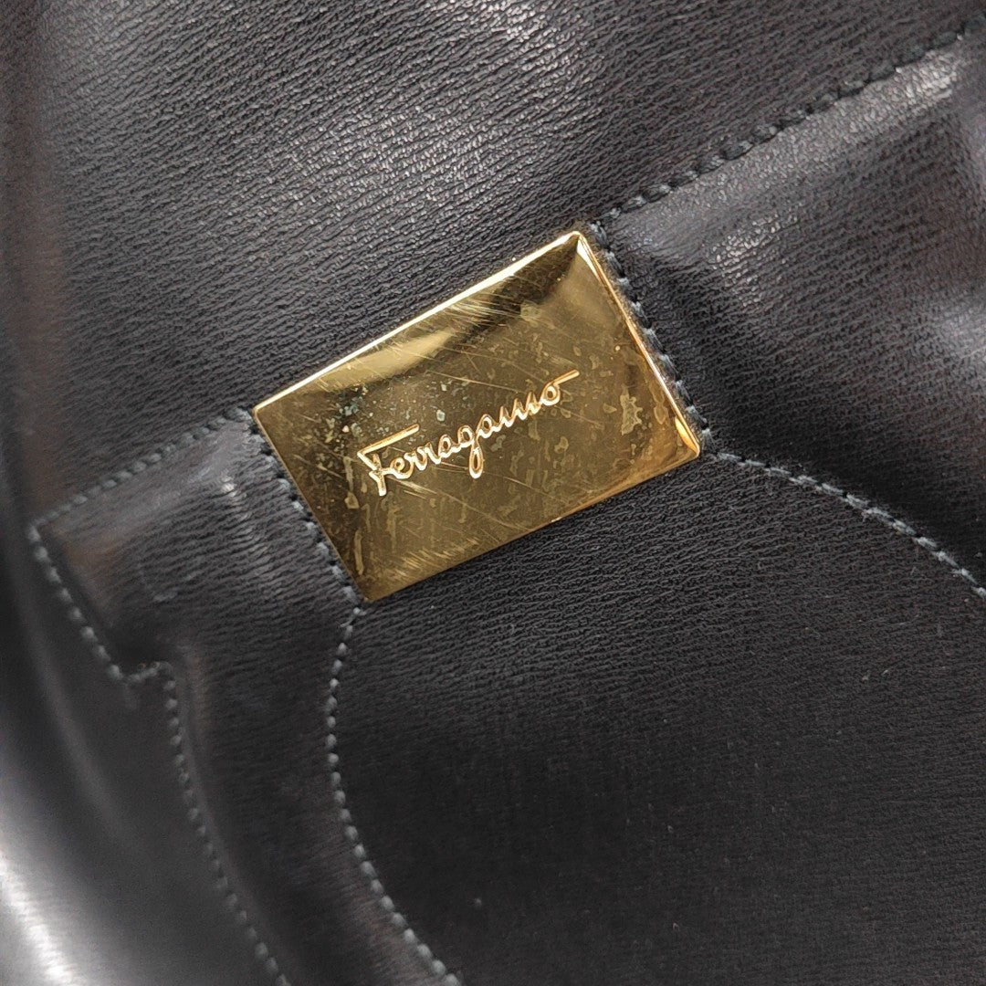 City Quilted Calfskin Black