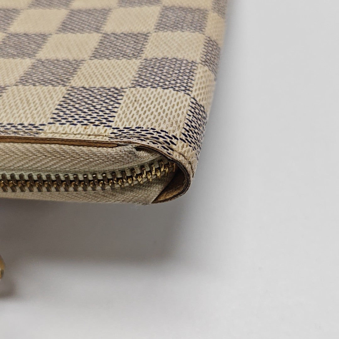 ZIPPY Damier Azur Coated Canvas White Wallet