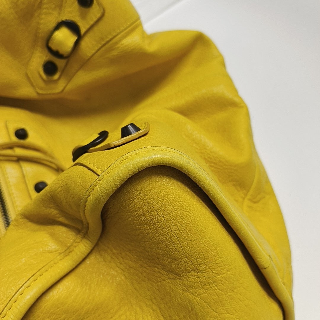 Twiggy Lambskin Yellow