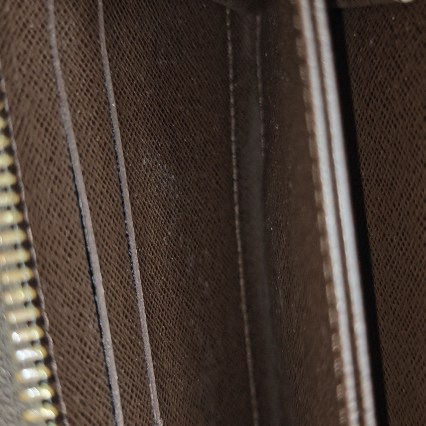 ZIPPY Damier Ebene Coated Canvas Brown Wallet