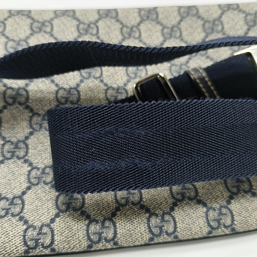 Print Monogram Canvas Black