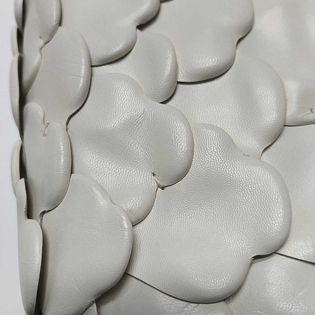 Atelier Small Lambskin White