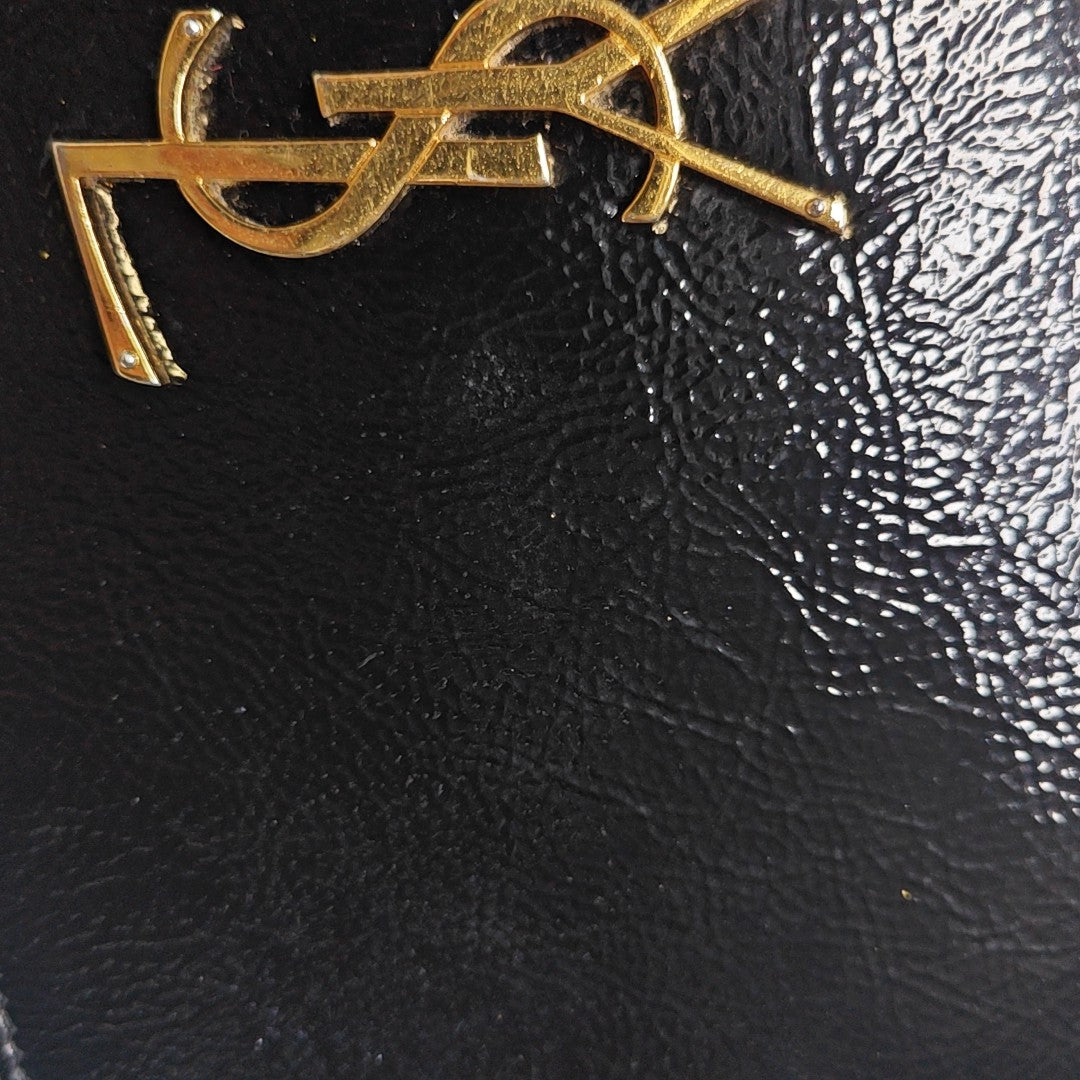MONOGRAM Medium Calfskin Black
