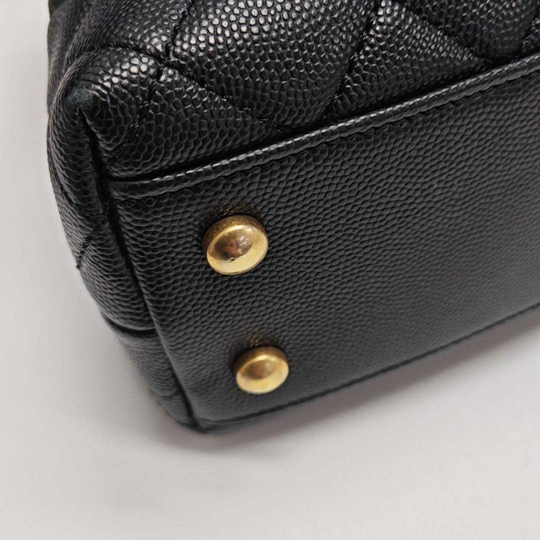 COCO HANDLE Small Quilted Grained Calfskin Black