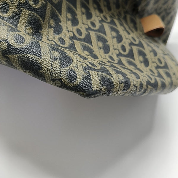 Oblique Coated Canvas Gray