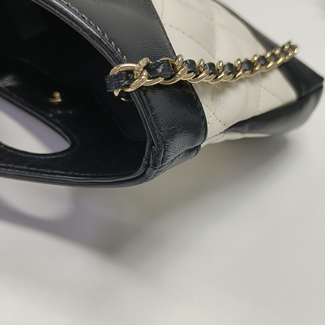CHANEL 31 Nano Quilted Lambskin Multicolor