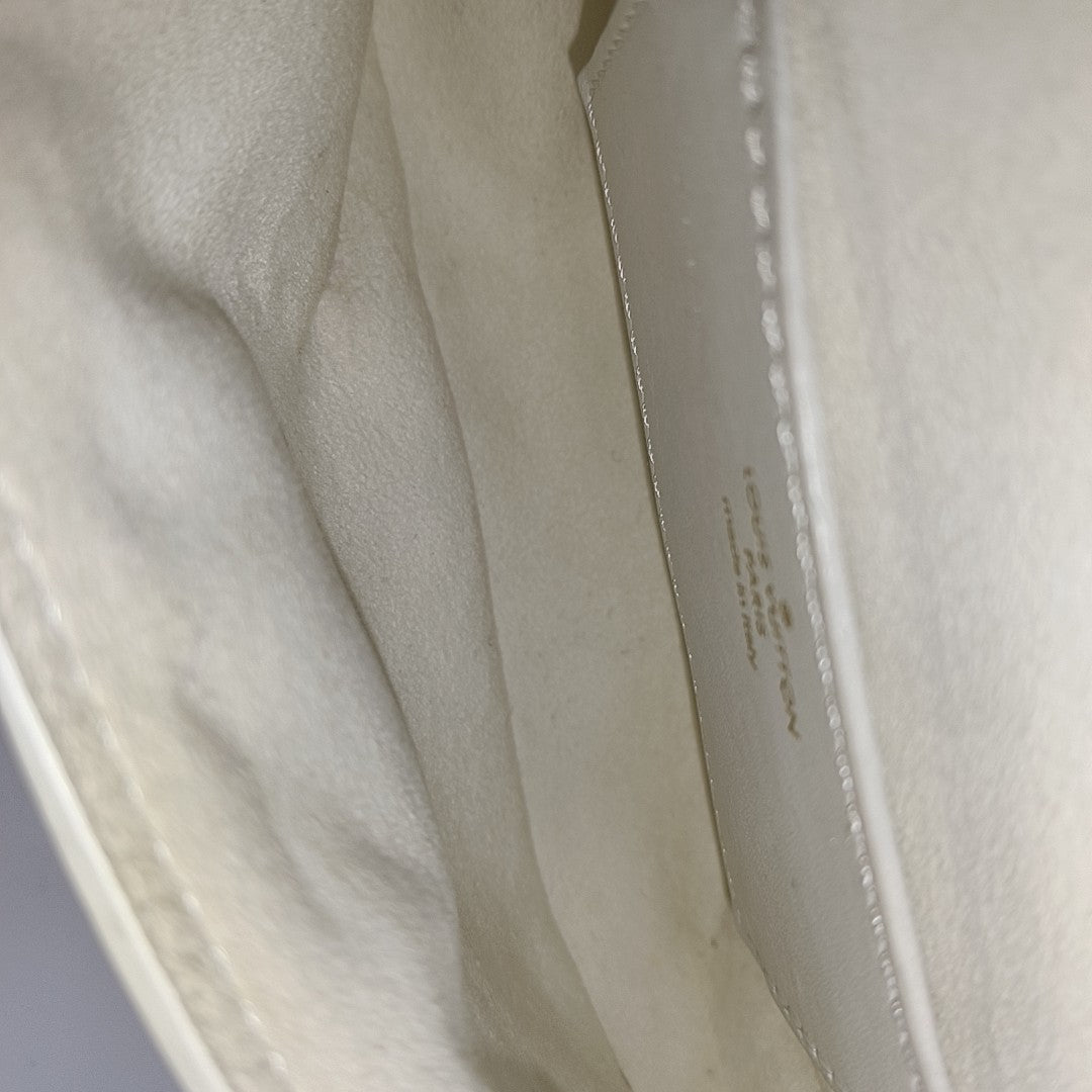 NEW WAVE Quilted Calfskin White