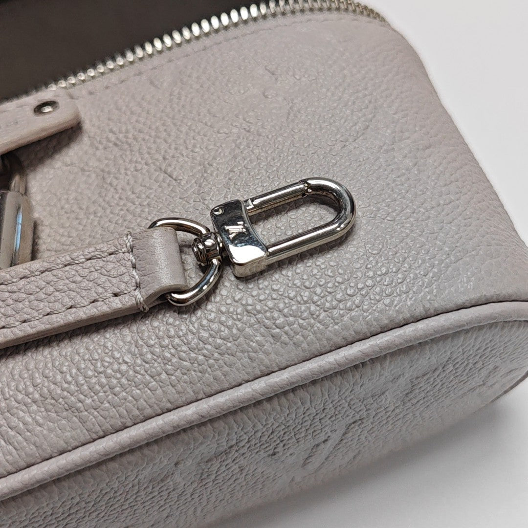 Vanity Chain Pouch Mini Monogram Calfskin Gray
