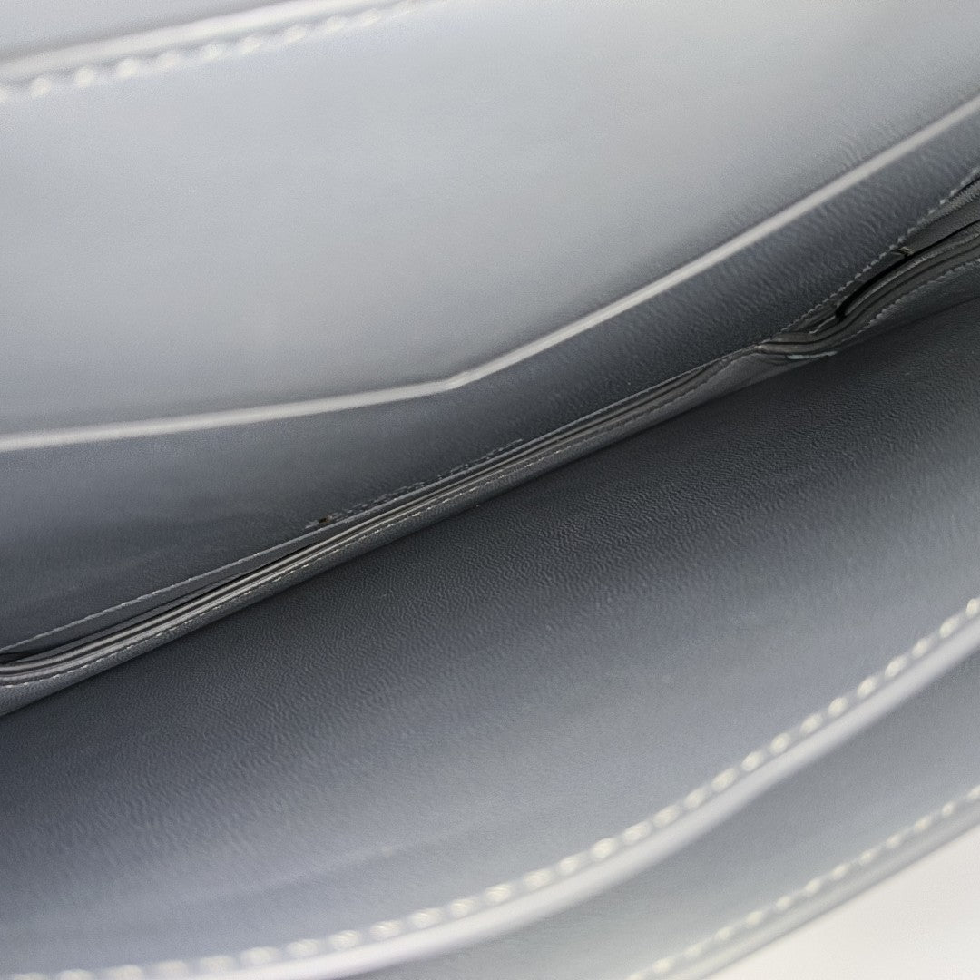Calfskin Medium Gray