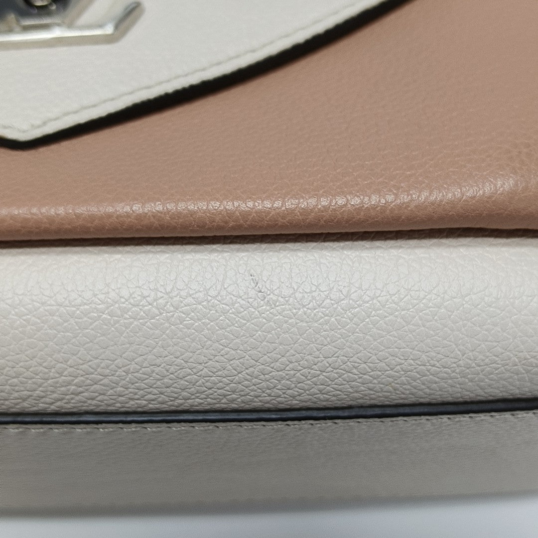 LOCKME BB Calfskin Beige