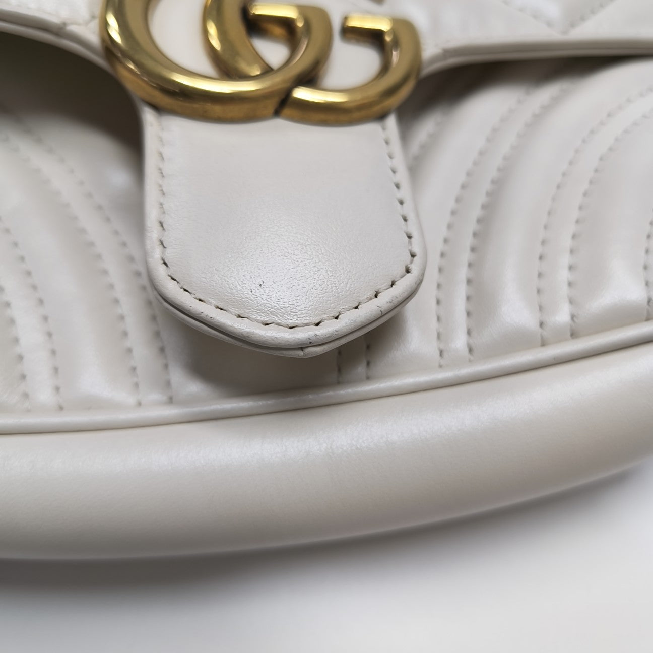 GG Marmont Small Quilted Calfskin White