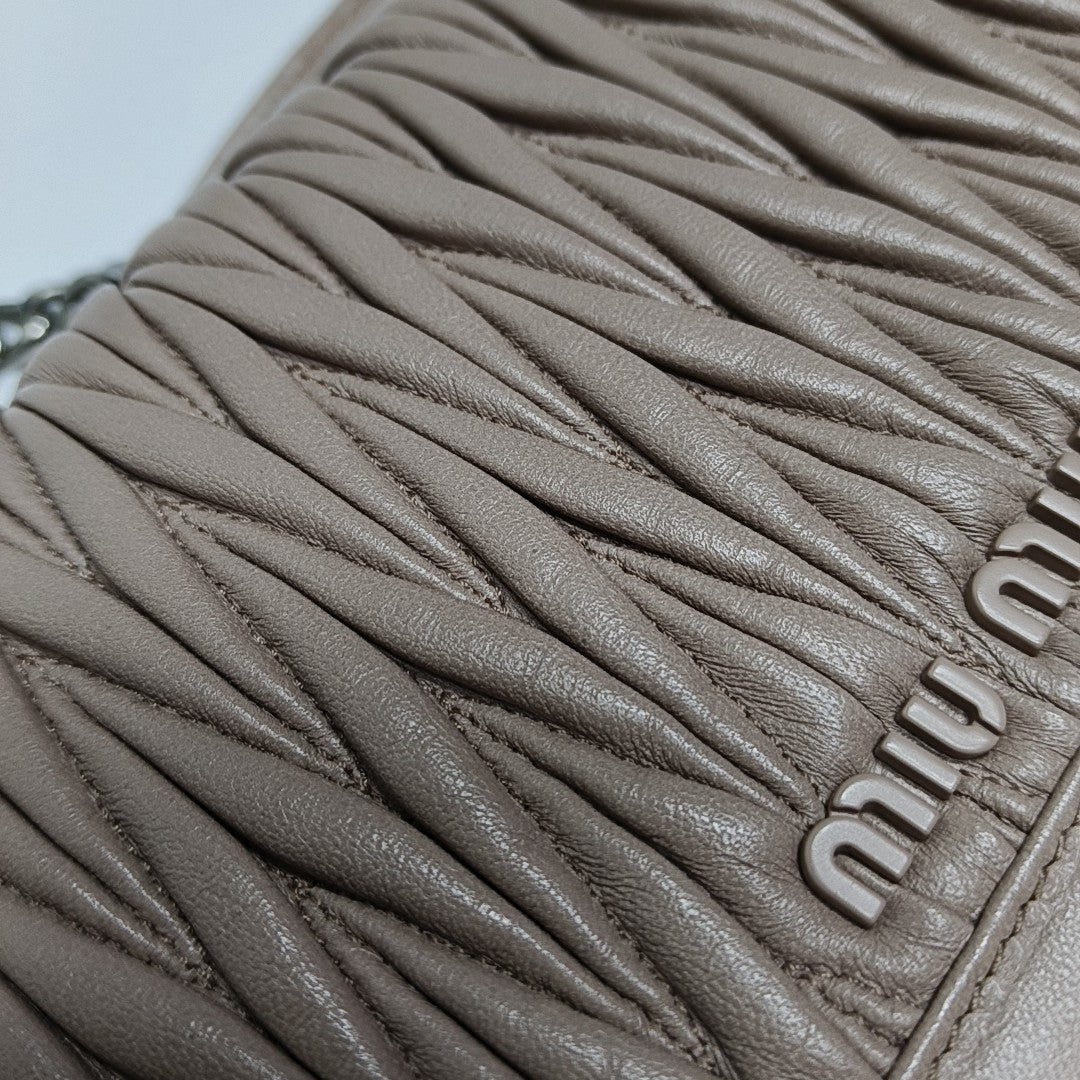 Quilted Lambskin Crossbody Bag Pink