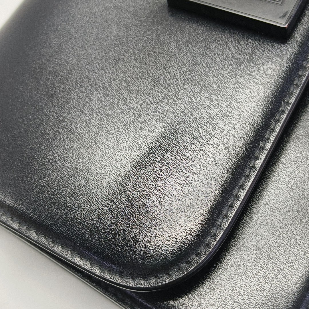 B. Calfskin Black