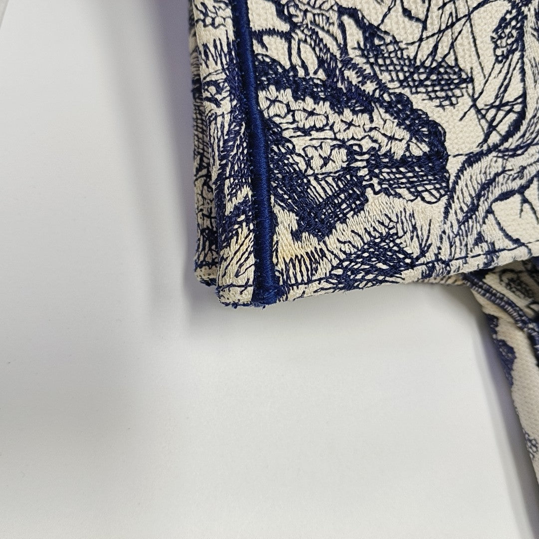 Book Tote Medium Canvas Blue