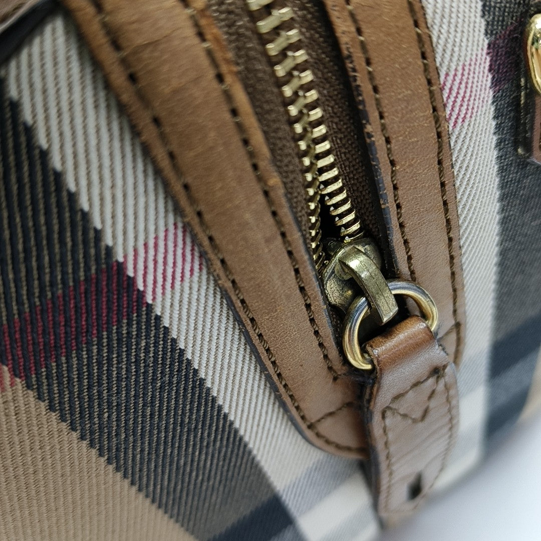 Alchester Canvas Beige