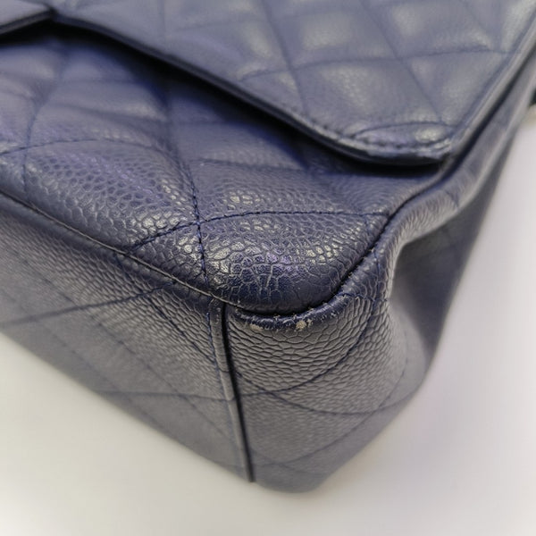 CLASSIC FLAP Jumbo Quilted Grained Calfskin Blue
