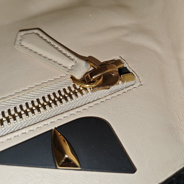 Peekaboo Medium Calfskin White