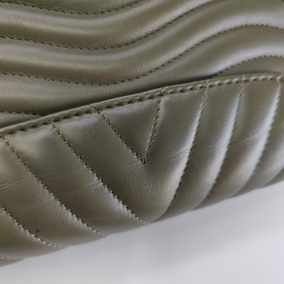 NEW WAVE Quilted Calfskin Green