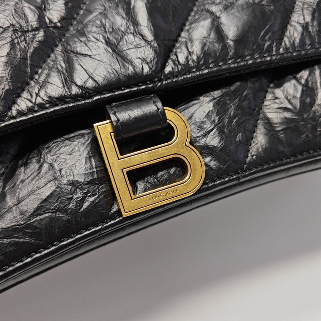 Crush Medium Quilted Calfskin Black