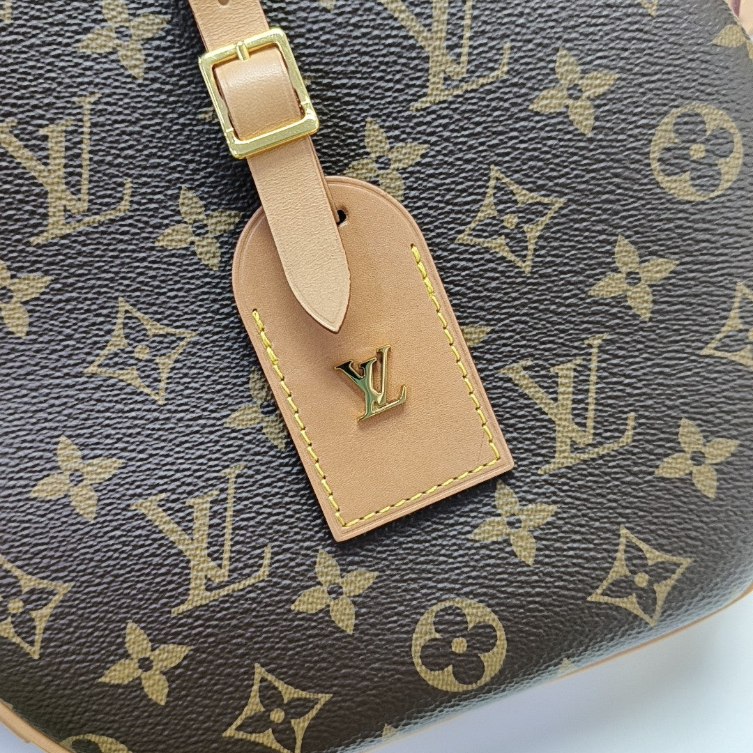 BOITE CHAPEAU MM Monogram Coated Canvas Brown
