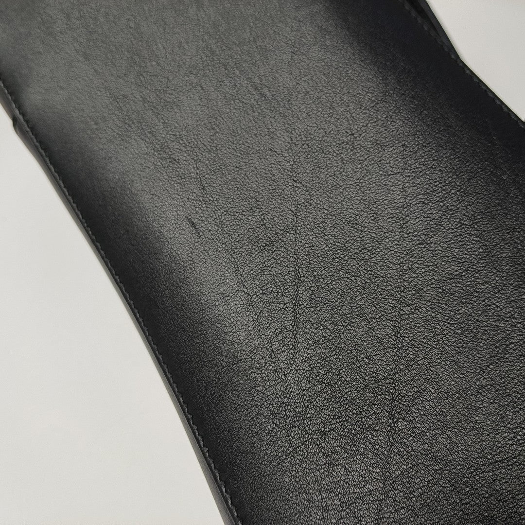 Downtown Medium Calfskin Black
