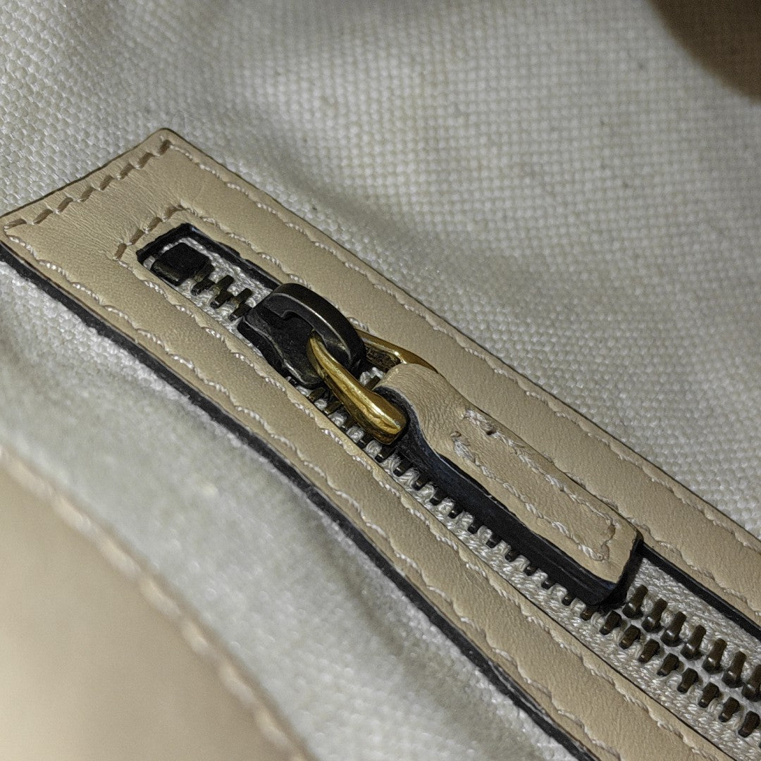 Canvas Shoulder Bag Pink